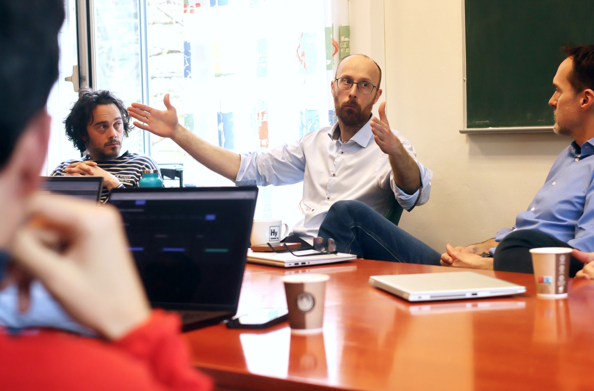 The PoroTwin team discuss science.