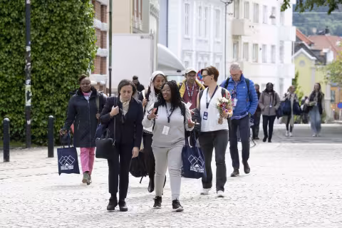 BSRS group walking